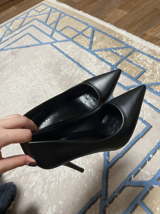 Продам новые туфли