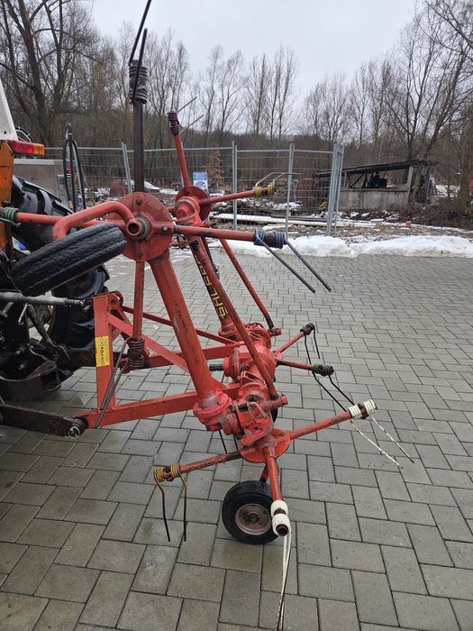 Grebla de împrăștiat fanu