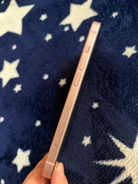 Iphone 15, nu se aprinde