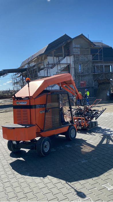 Masina montaj pavaj mecanizat OPTIMAS, 2880 ore, stare perfecta