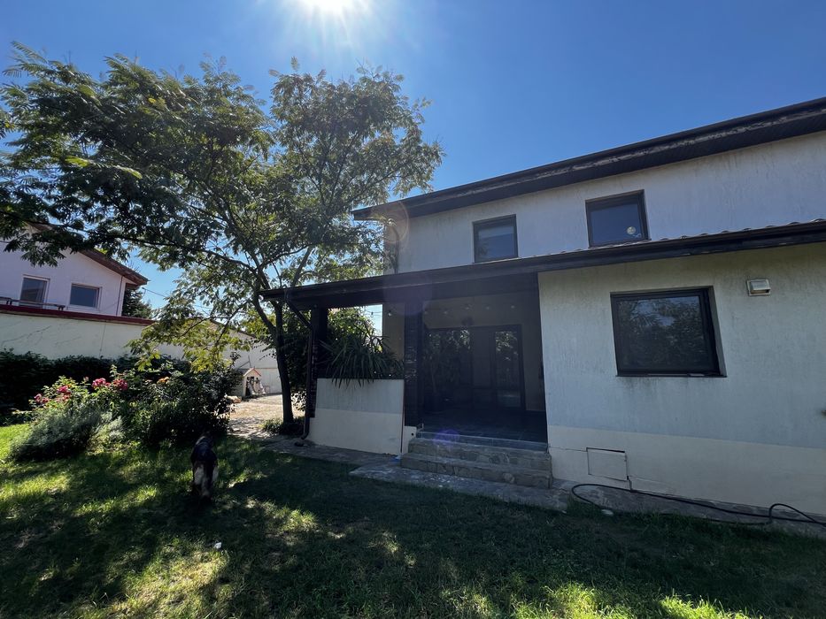 Casă individuală P+1, 6 camere, 3 băi, teren 700mp, 2 fronturi stradale – Corbeanca, Tămasi