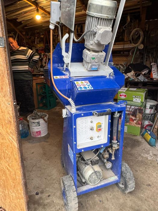 Mașină de tencuit 
Se vinde mașină de te