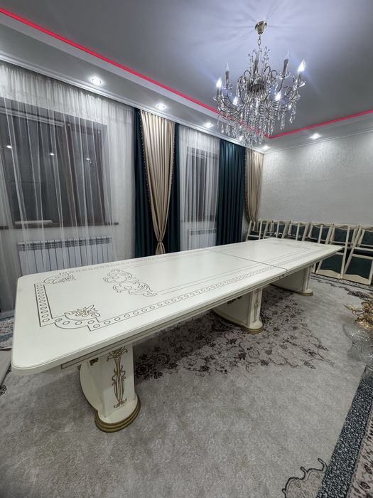 Продается СТОЛ почти новый