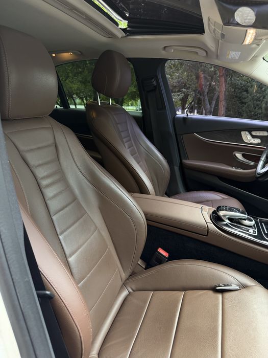 Mercedes Benz W213 E200