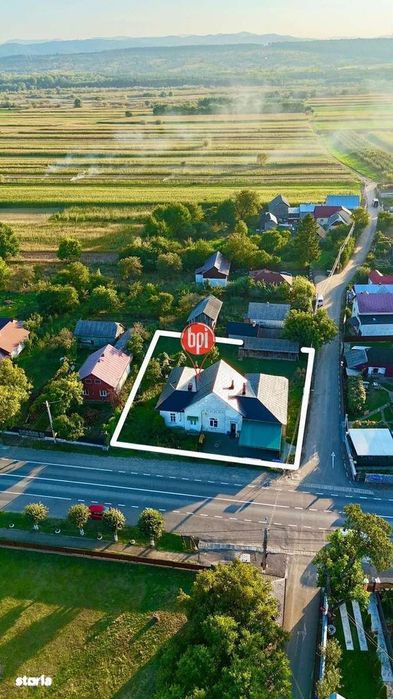 SE VIND 2 Spatii comerciale + Ap. 3cam. la casa, in Cornu Luncii, SV