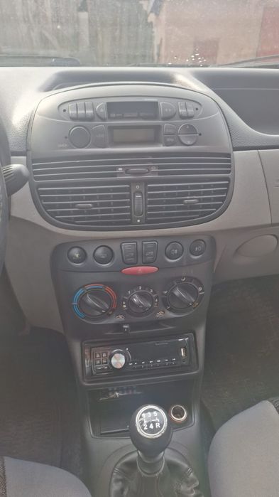 Fiat Punto II, 1.2 16V HLX (ELX), benzină – 2001