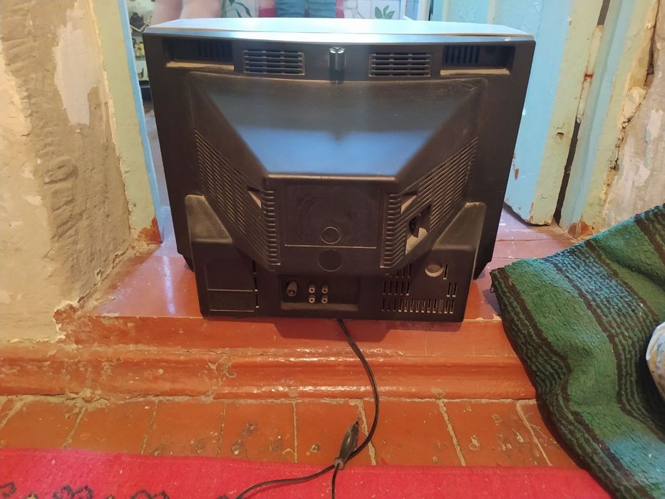 Продается телевизор Sharp