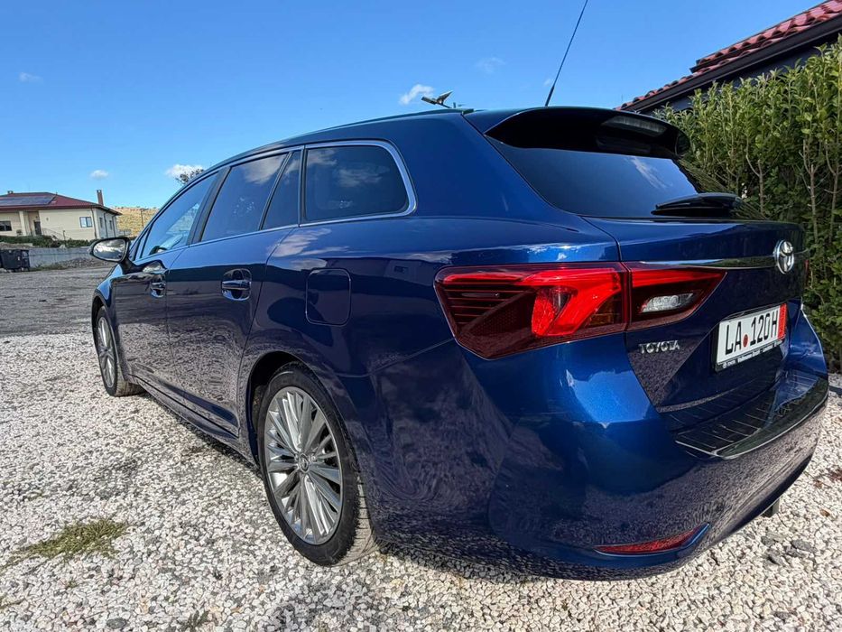 Toyota Avensis 1.8 Automatic
