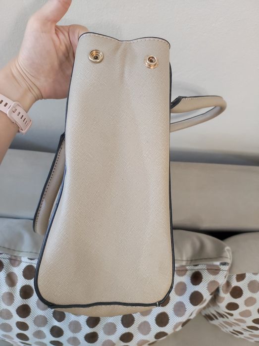 Елегантна дамска чанта