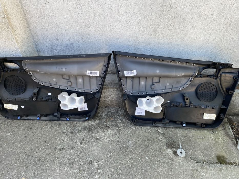 .Спирачни дискове и накладки ,кори за врати на пежо 207 хечбек 2011 г.