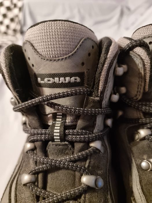 LOWA  туристически обувки