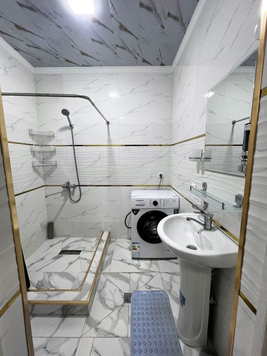 Yakkasaroy Oybek metrosi yaqinida maklersiz kvartira ijaraga beriladi