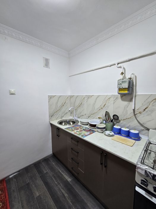 1 xonali kvartira sotiladi