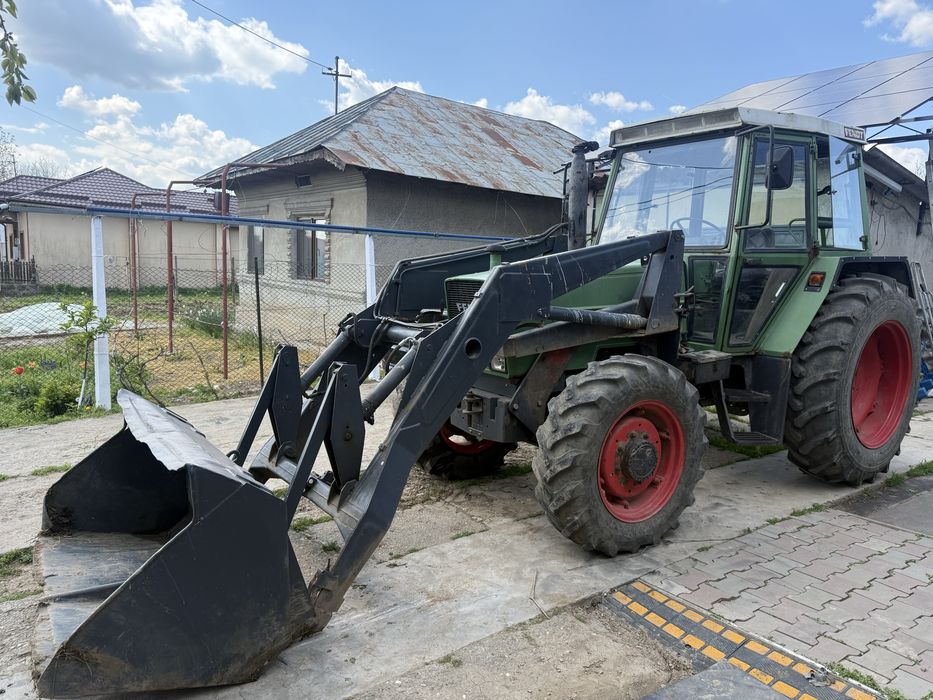 Vand sau schimb Fendt 306 4x4 70 cai cu incarcator frontal