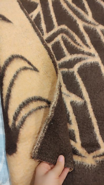 Одеяло из верблюжьей шерсти