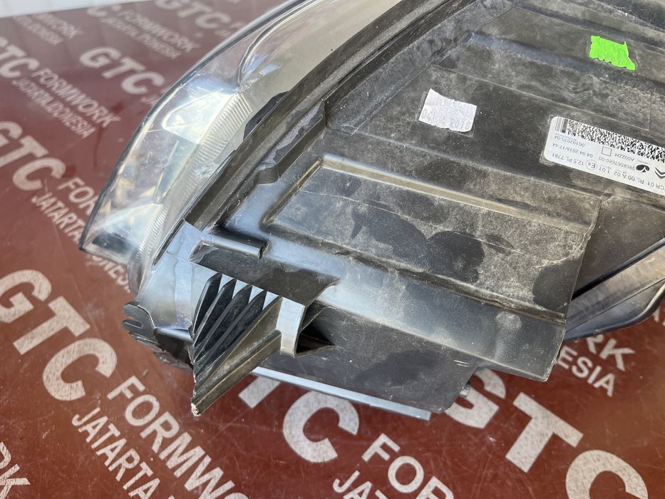 Фар Citroen Jumpy ляв и десен