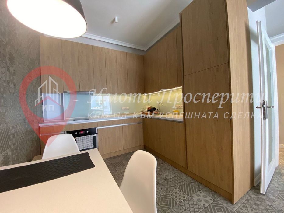 Дава се под наем Двустаен апартамент в София, Център - 68 кв.м за 875 € - Снимка #6