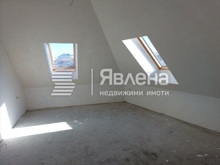 Продава се Двустаен апартамент в Приморско - 72 кв.м за 1223 €/кв.м - Снимка #3