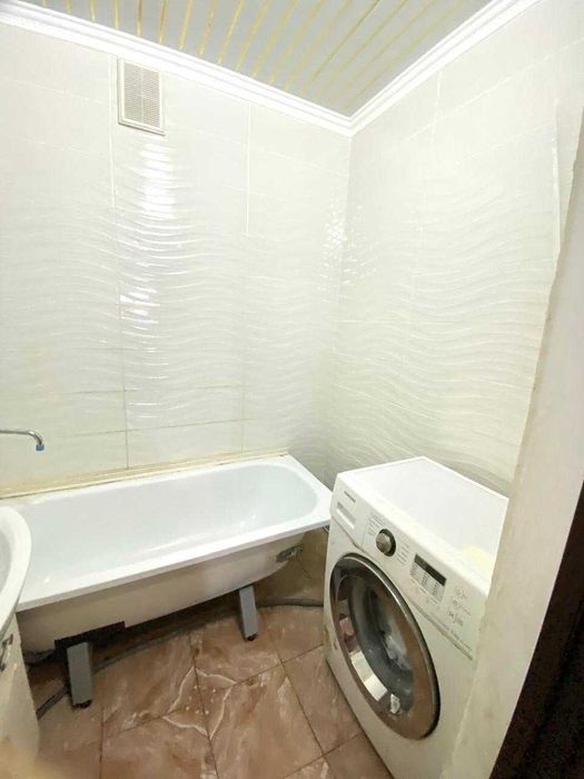 Продаётся 3 комн квартира