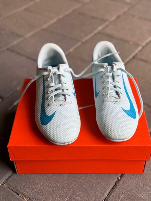 Adidasi NIKE copii baieti fotbal 37 1/2 Mercurial Vapor JR 16 Club