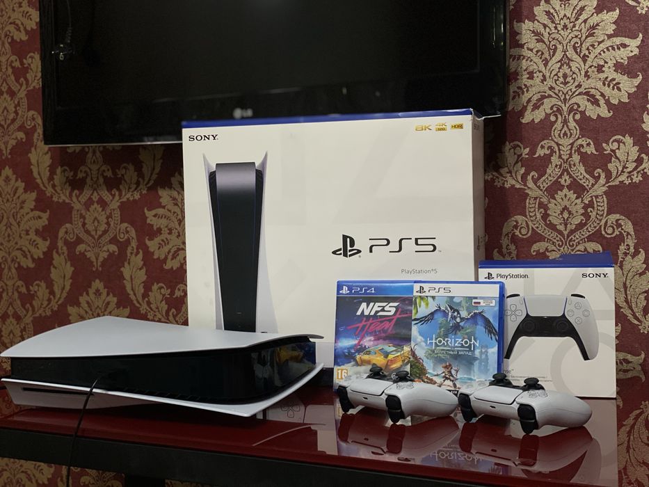 Sony PS 5 с дисководом
