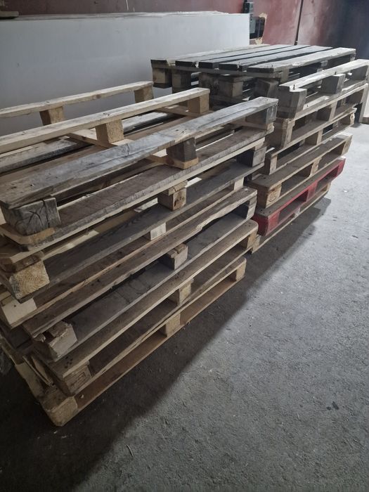 Продаю поддоны палеты