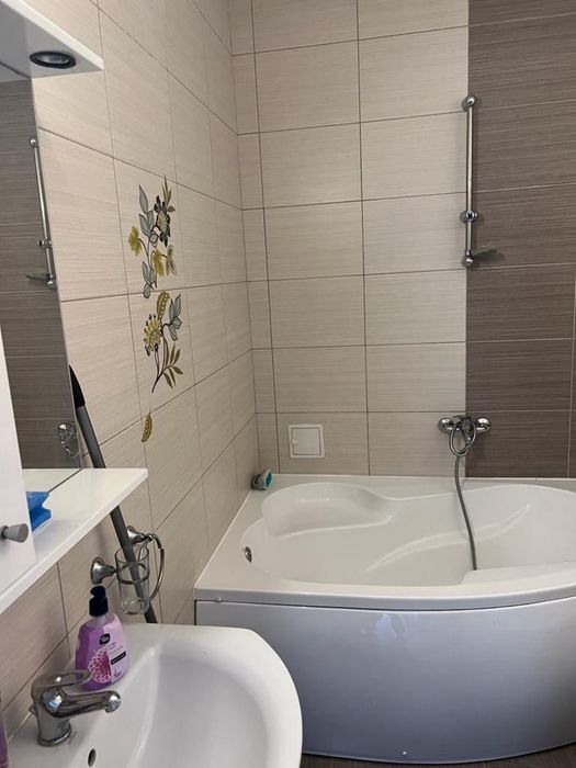 Vand apartament 3 camere Cartier Prima Nufarul