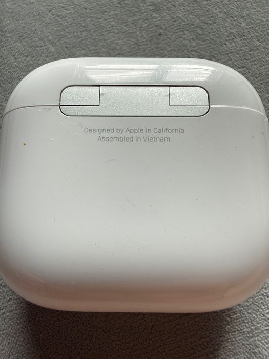 Наушники Air pods 4