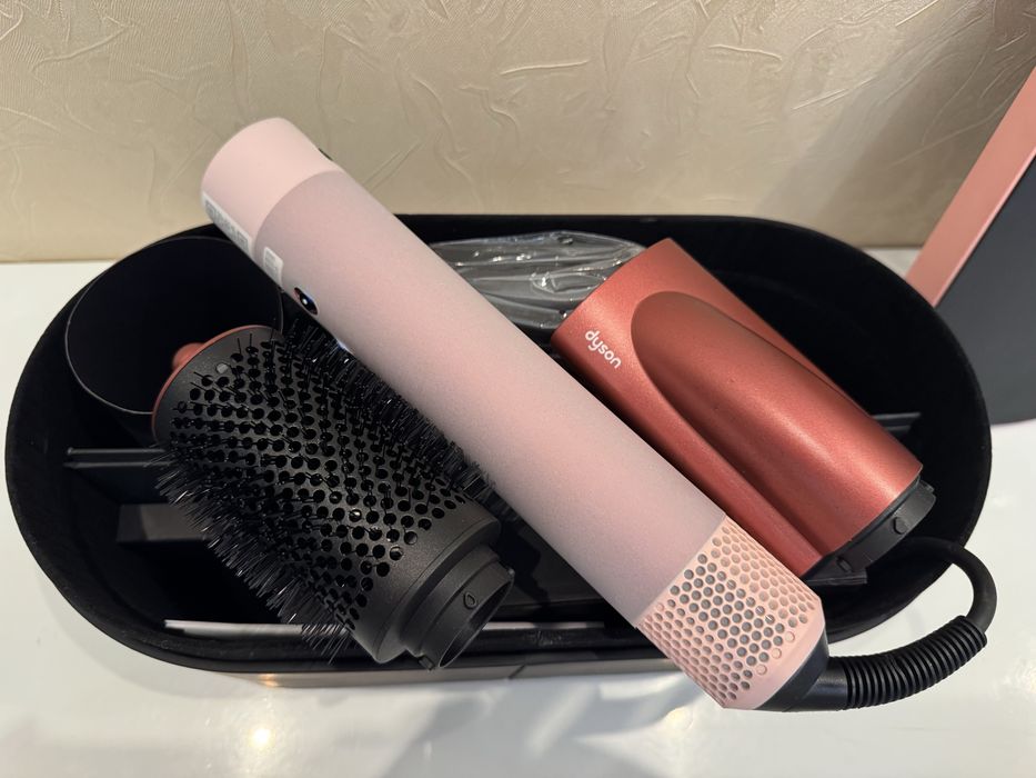 Стайлер Dyson hs08