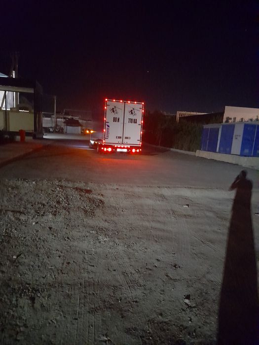 Газель сотилади 5м 2004й