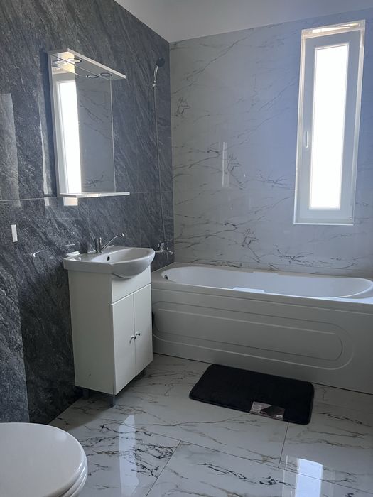 Apartament cu doua camere de inchiriat