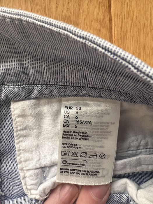 Pantaloni Chino albastru deschis