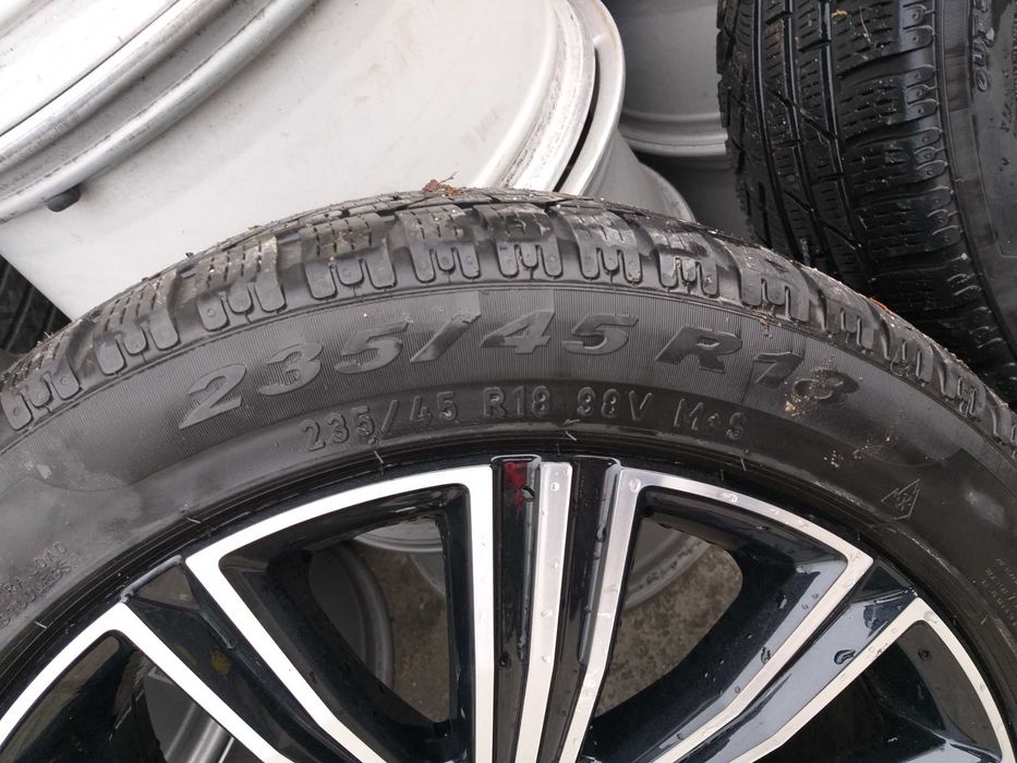 Set 4 anvelope Pirelli Sotto Zero Win 235 45 R18 Dot 3418 ci296