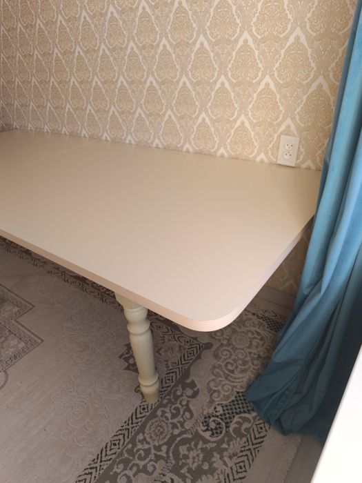 Срочно продам стол не дорого