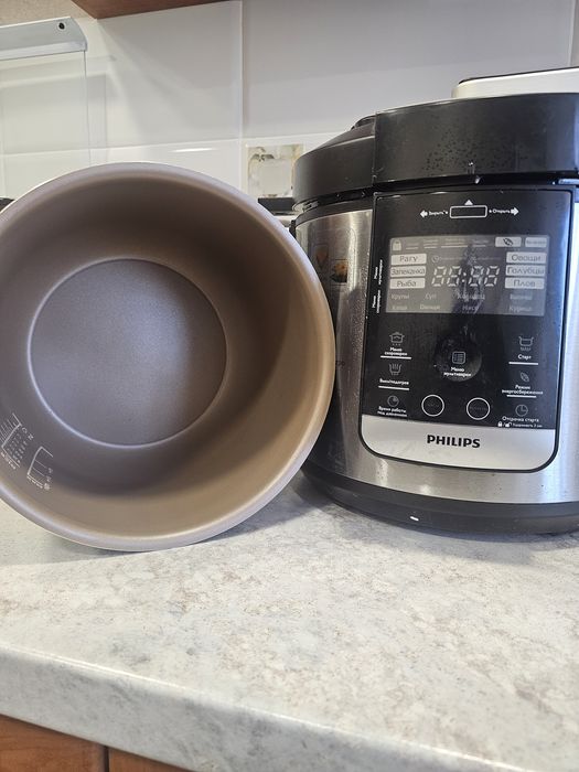 Продам мультиварку Philips HD 2178. .