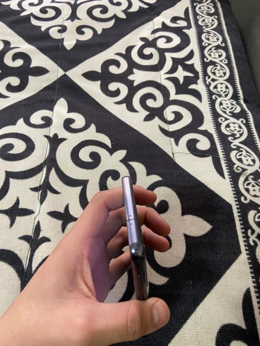 Самсунг s21 5G..