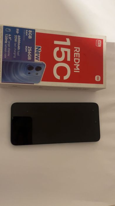 Redmi, sigilat în cutie!
