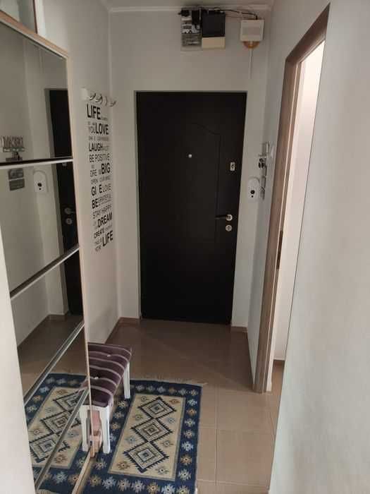 Închiriez apartament 2 camere V Aaron / Semaforului / Negoveanu