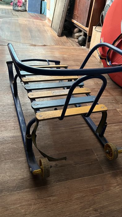 Санки фактически новые