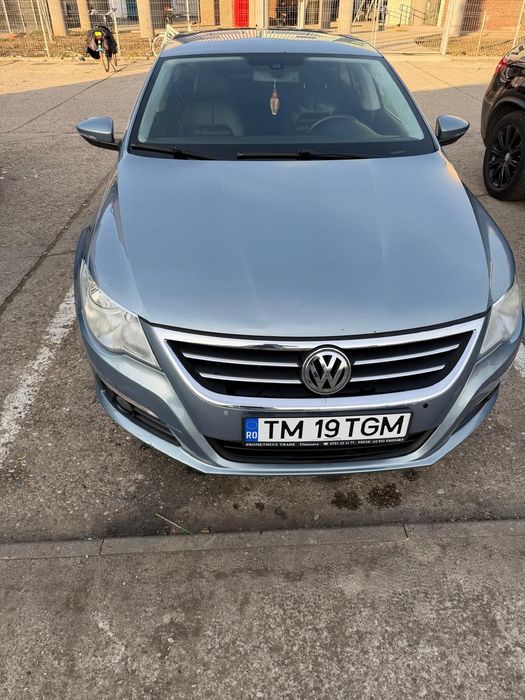 Volkswagen 2009 benzină