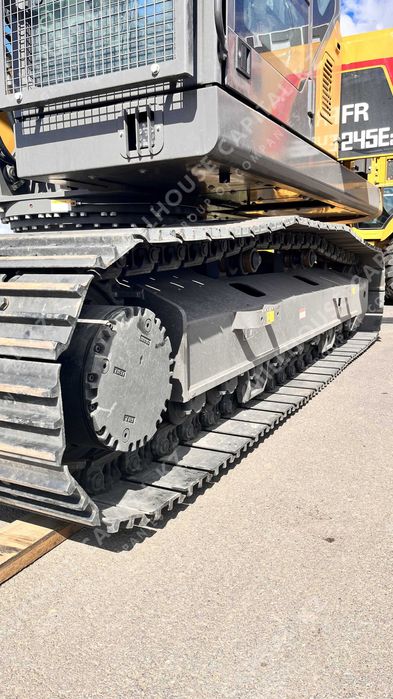Lovol FR245E2 Гусеничный экскаватор