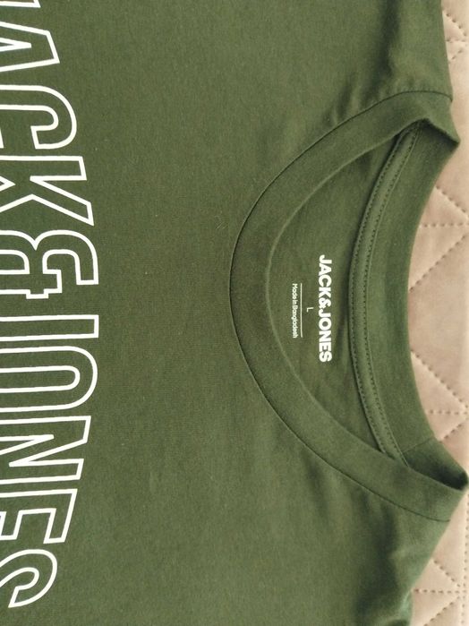 Tricou Jack & Jones verde, mărimea L – stare foarte bună