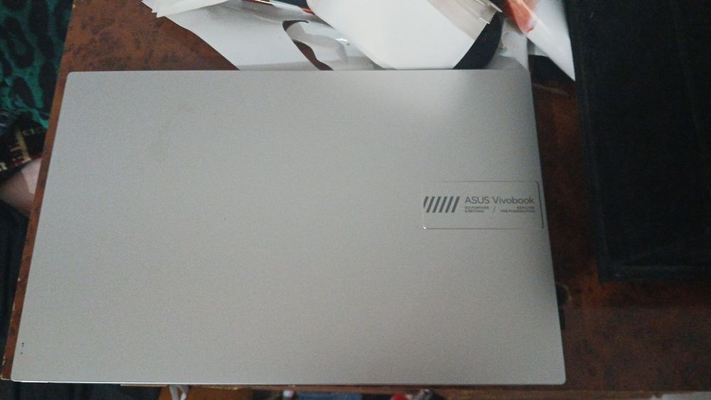 Notbuk sotila ASUS VINOBOOK