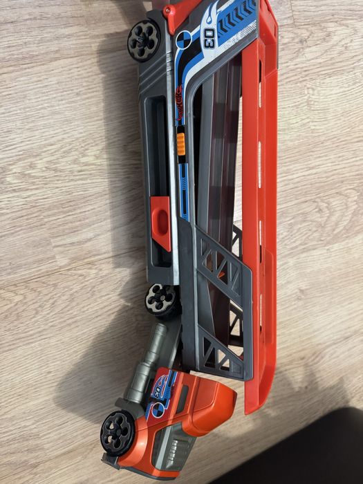 Играчки Hot Wheels