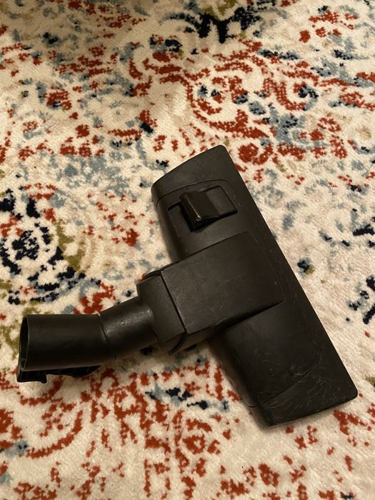 Щетка, шланг, труба телескопическая BOSCH , Thomas , Samsung.