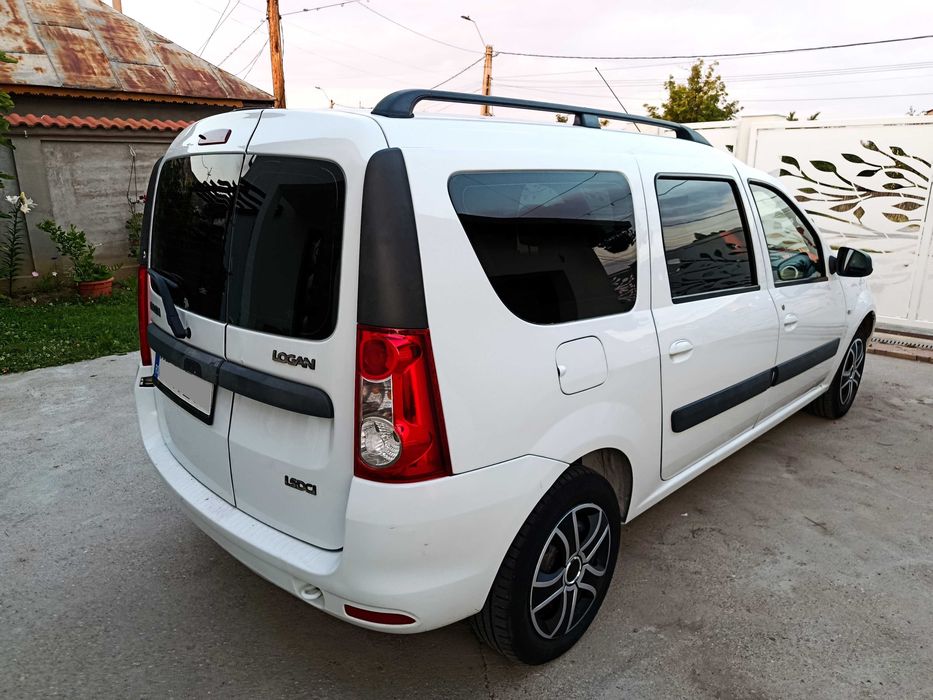 DACIA Logan MCV 2011 — imagine 4