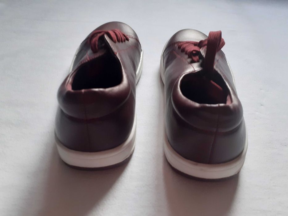 Pantofi The Shoes,marime 35 (22,5cm),limba cu blanita la ext,grena,noi