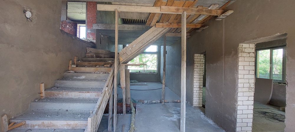 Продам два дома в мкр Сазда2