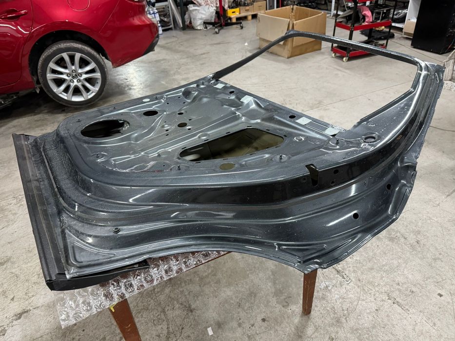 задна дясна врата за audi q7 4M0