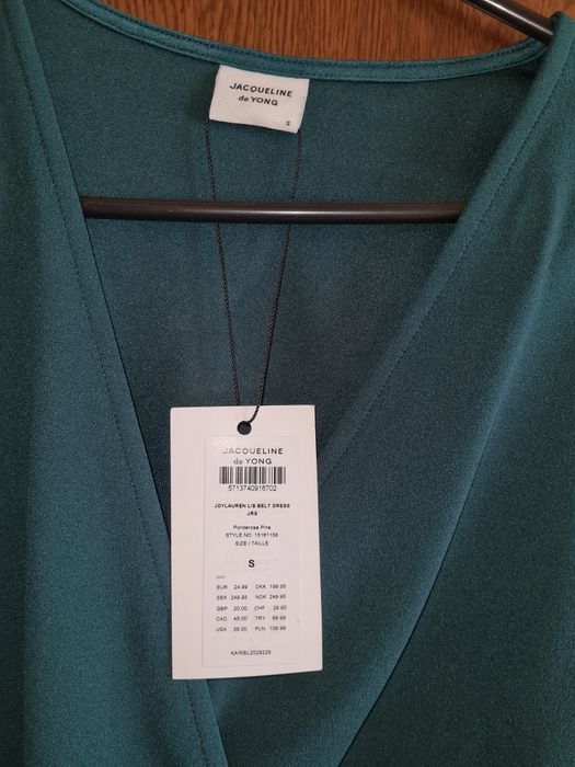 Vând rochie Jacqueline de Yong,noua cu eticheta